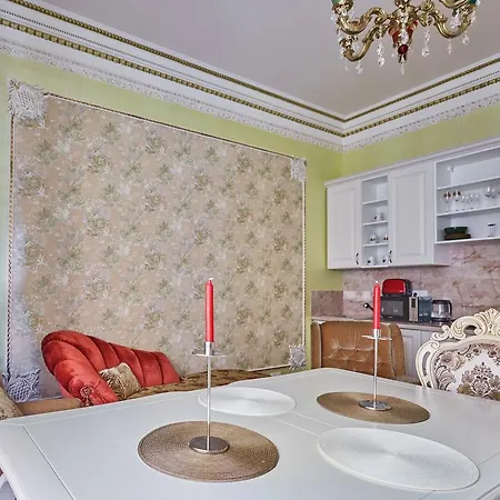 Lira 2 Apartment *